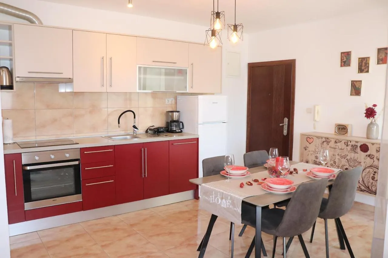Apartments Kikaso - Near Mall Of Split, Free Parking Croatia