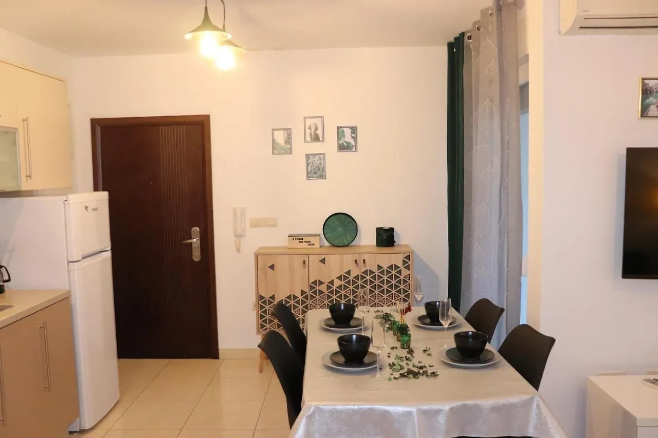 Apartments Kikaso - Near Mall Of Split, Free Parking Split