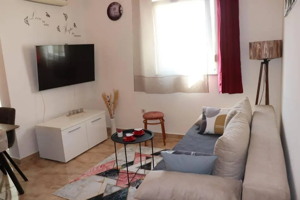 Apartments Kikaso - Near Mall Of Split, Free Parking Split