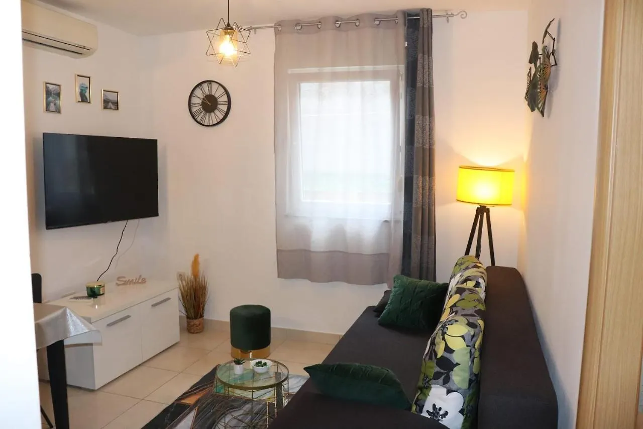 Apartments Kikaso - Near Mall Of Split, Free Parking Croatia