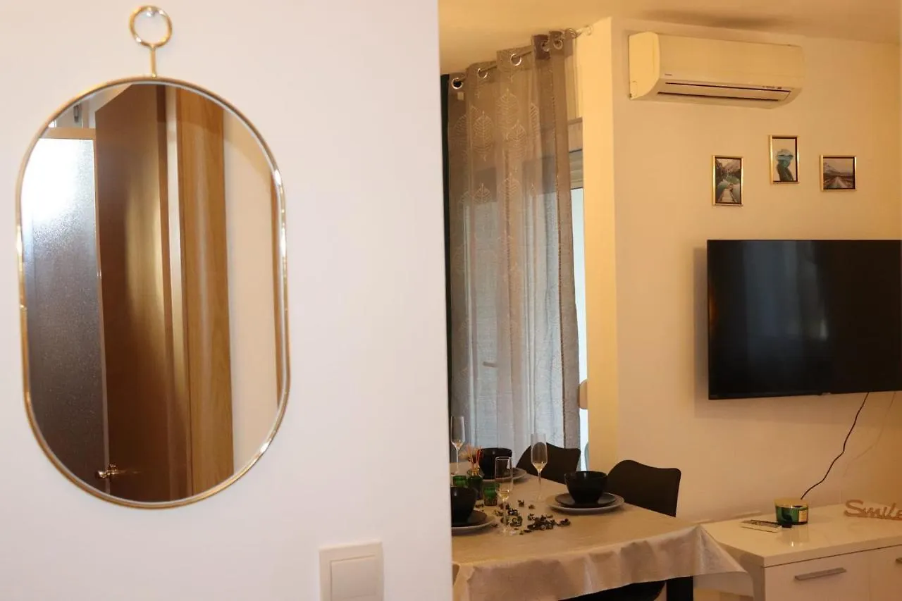 Apartments Kikaso - Near Mall Of Split, Free Parking Croatia